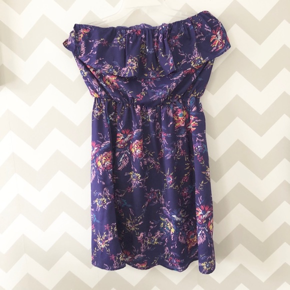 Francesca's Collections Dresses & Skirts - Strapless Franchesca strapless dress